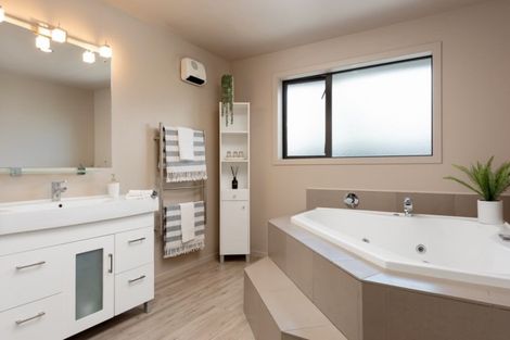 Photo of property in 47 Tremorne Avenue, Blenheim, 7201