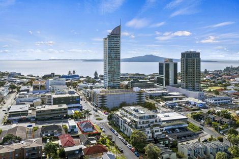 Photo of property in 1/19 Huron Street, Takapuna, Auckland, 0622