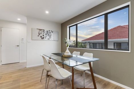 Photo of property in 1d Stottholm Road, Titirangi, Auckland, 0604