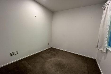 Photo of property in 21 Saddleback Grove, Karori, Wellington, 6012