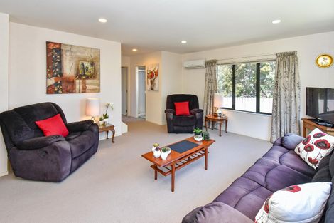 Photo of property in 20b Howe Street, Howick, Auckland, 2014