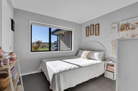 Photo of property in 1108e Egmont Road, Egmont Village, New Plymouth, 4372