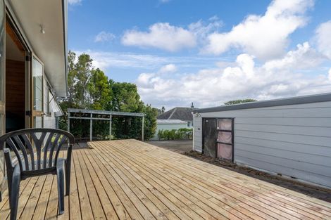 Photo of property in 1/19 Montgomery Avenue, Belmont, Auckland, 0622