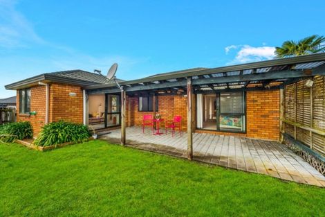 Photo of property in 12 Twickenham Place, Nawton, Hamilton, 3200