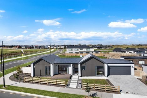 Photo of property in 1 Kentucky Blue Road, Karaka, 2580