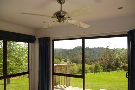 Photo of property in 233 Wech Access, Makarau, Warkworth, 0981