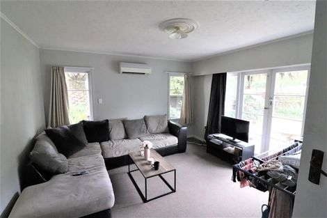 Photo of property in 1 Ludecke Place, Sockburn, Christchurch, 8042