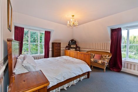 Photo of property in 163 Gardiners Road, Harewood, Christchurch, 8051