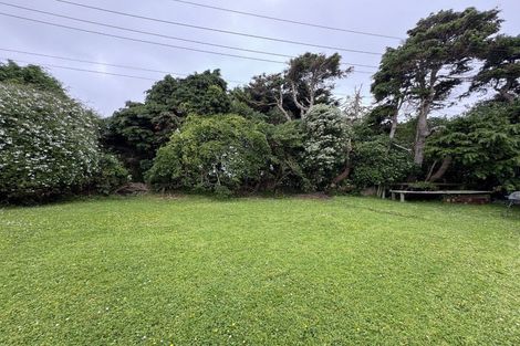 Photo of property in 8 Takatimu Way, Johnsonville, Wellington, 6037