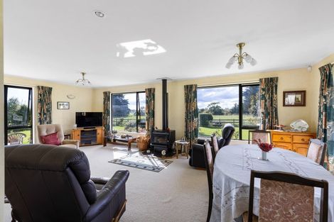 Photo of property in 205-233 Fitzherbert Road East, Aokautere, Palmerston North, 4471