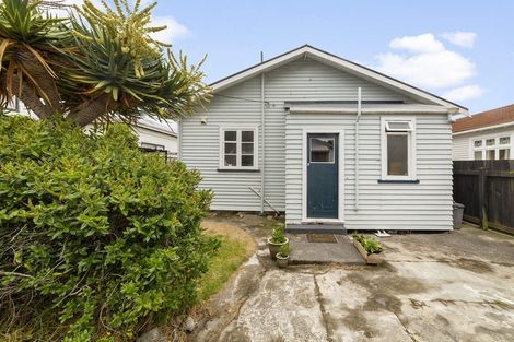 Photo of property in 34 Stone Street, Miramar, Wellington, 6022
