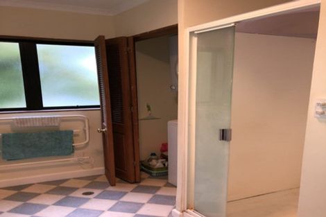 Photo of property in 1/6 Mataroa Avenue, Northland, Wellington, 6012