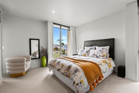 Photo of property in 3/19 Carlton Mill Road, Merivale, Christchurch, 8014