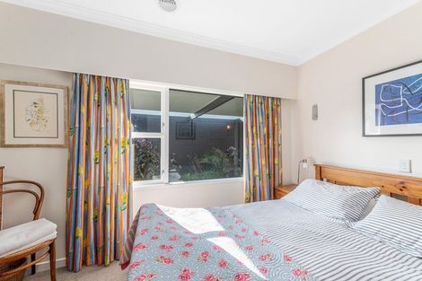 Photo of property in 180 Kawaha Point Road, Kawaha Point, Rotorua, 3010