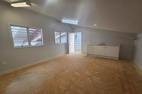 Photo of property in 4 Watts Road, Fernhill, Queenstown, 9300