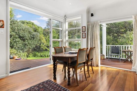 Photo of property in 11 Kinross Street, Kelburn, Wellington, 6012