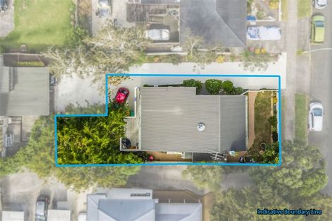 Photo of property in 13a Roys Road, Weymouth, Auckland, 2103