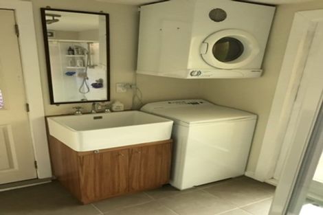 Photo of property in 72 Oban Street, Wadestown, Wellington, 6012