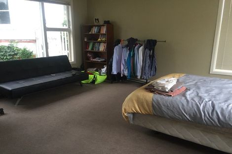 Photo of property in 18 Putnam Street, Northland, Wellington, 6012