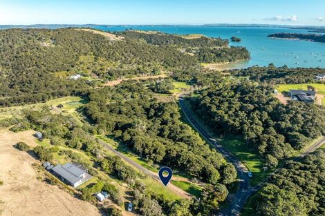 Photo of property in 2/50 Margaret Reeve Lane, Waiheke Island, 1971