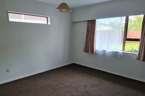 Photo of property in 2a Roys Road, Weymouth, Auckland, 2103