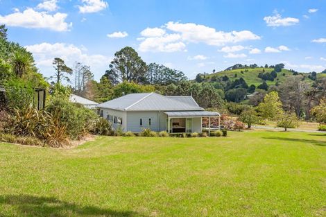 Photo of property in 215 Kaipara Flats Road, Warkworth, 0981