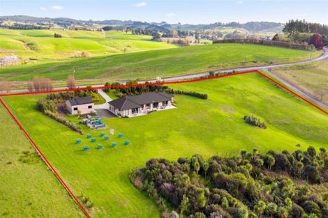 Photo of property in 772 Horseshoe Bush Road, Waitoki, Kaukapakapa, 0871