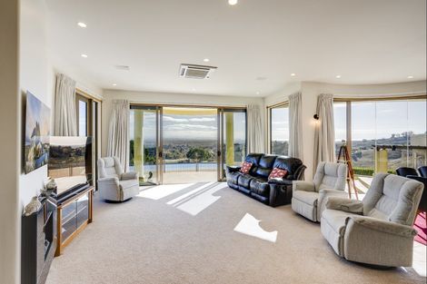 Photo of property in 245 Te Mata Peak Road, Havelock North, 4130