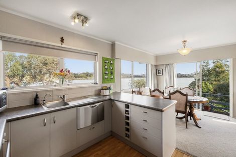 Photo of property in 10 Bay Street, Matua, Tauranga, 3110
