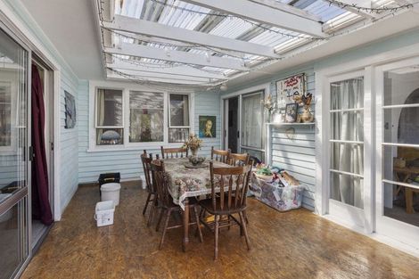 Photo of property in 11 Cambridge Street, Patea, 4520