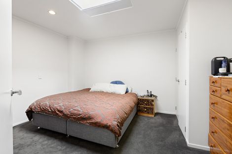 Photo of property in 5d Geddes Terrace, Avondale, Auckland, 1026