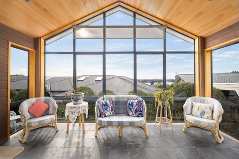 Photo of property in 43 Cannon Hill Crescent, Mount Pleasant, Christchurch, 8081