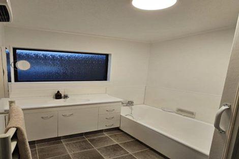 Photo of property in 4 Grant Street, Havelock North, 4130