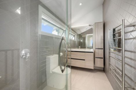 Photo of property in 51 Milford Road, Milford, Auckland, 0620