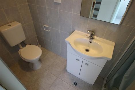 Photo of property in 15 Katrina Place, Massey, Auckland, 0614