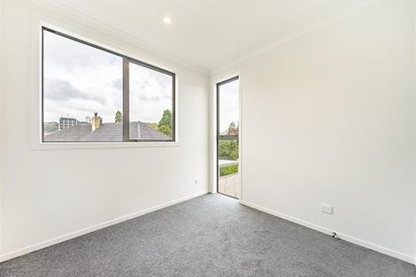 Photo of property in 44b Pine Avenue, Upper Hutt Central, Upper Hutt, 5018