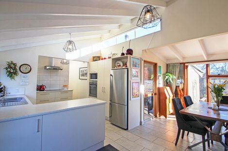 Photo of property in 27 Essex Street, Weston, Oamaru, 9401