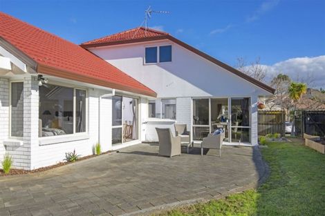 Photo of property in 9 Camerton Close, Northpark, Auckland, 2013
