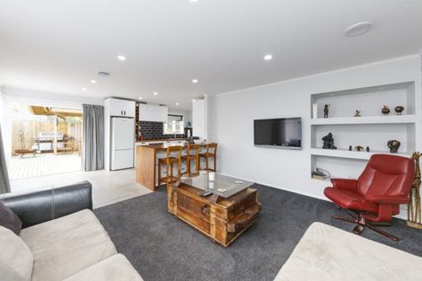 Photo of property in 10 Pitama Road, Awapuni, Palmerston North, 4412