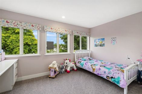 Photo of property in 63 Hinau Street, Fendalton, Christchurch, 8041