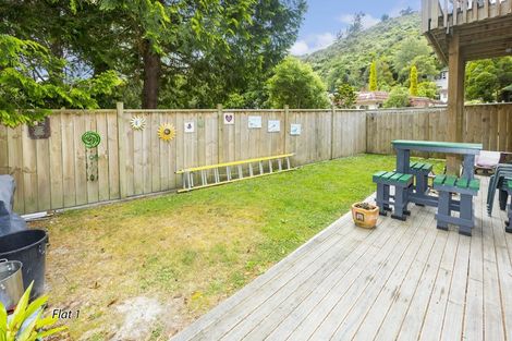 Photo of property in 2/54 Akatarawa Road, Brown Owl, Upper Hutt, 5018