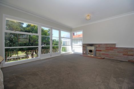 Photo of property in 34 Beaubank Road, Kelston, Auckland, 0602