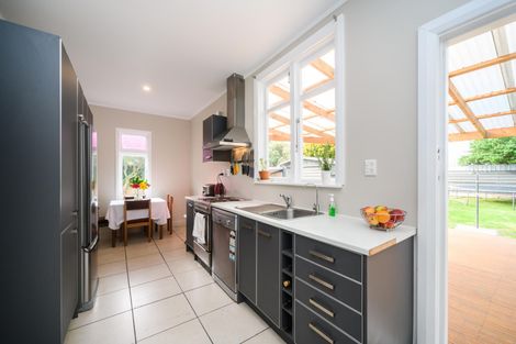 Photo of property in 510 Tremaine Avenue, Takaro, Palmerston North, 4410
