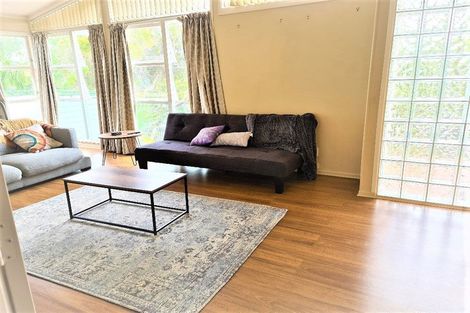 Photo of property in 1 Rosalind Road, Glenfield, Auckland, 0629