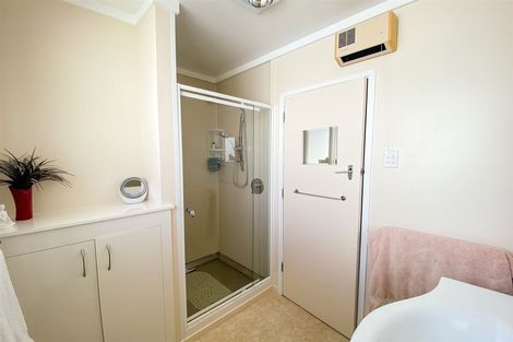 Photo of property in 38 Argyle Street, Weston, Oamaru, 9401