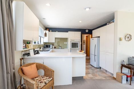 Photo of property in 2/9a Chilcombe Street, Ilam, Christchurch, 8041