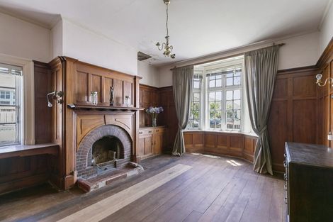 Photo of property in 105 Brougham Street, Mount Victoria, Wellington, 6011