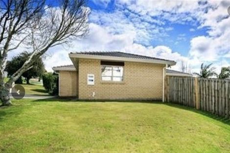 Photo of property in 4 Owl Court, Unsworth Heights, Auckland, 0632