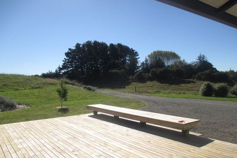 Photo of property in 365 Muhunoa Road West, Ohau, Levin, 5570