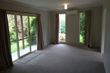 Photo of property in 48 Karnak Crescent, Russley, Christchurch, 8042